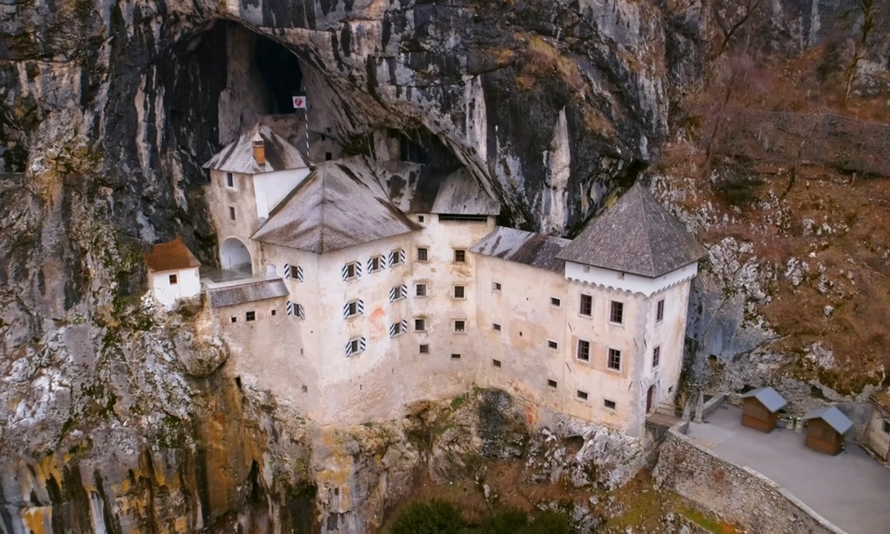 Predjama Castle