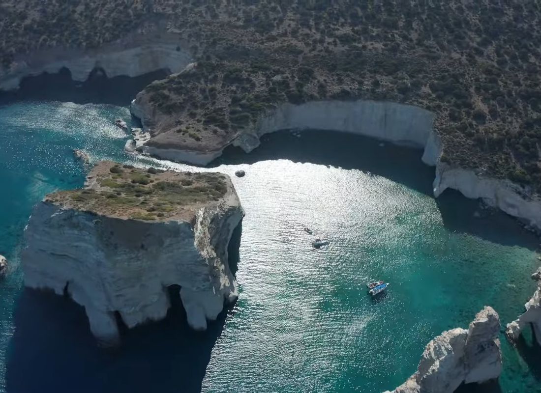 prikaz stena i mora Sarakiniko 